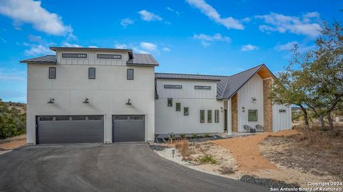 585 N Scenic Hills Ct, Blanco, TX, 78606-2255 | Card Image