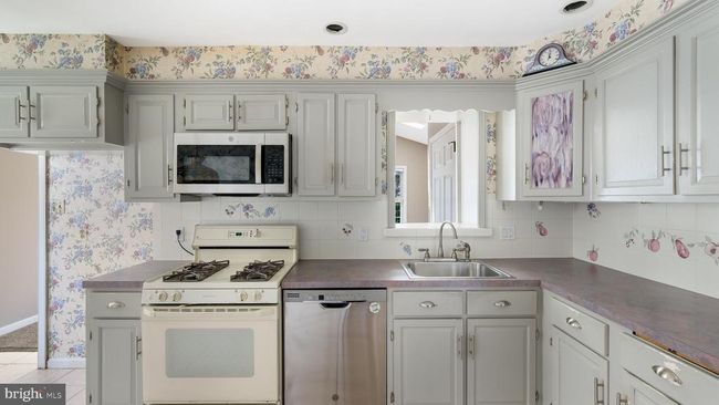 1435 Sunnyhill Ln, House other with 4 bedrooms, 2 bathrooms and null parking in HAVERTOWN PA | Image 10