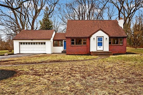 522 Latta Rd, Greece, NY, 14612 | Card Image