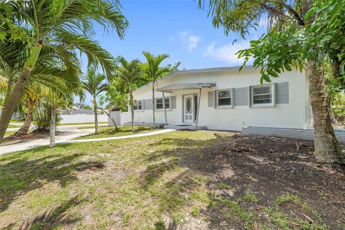 12000 Sw 187th St, Miami, FL, 33177-3233 | Card Image