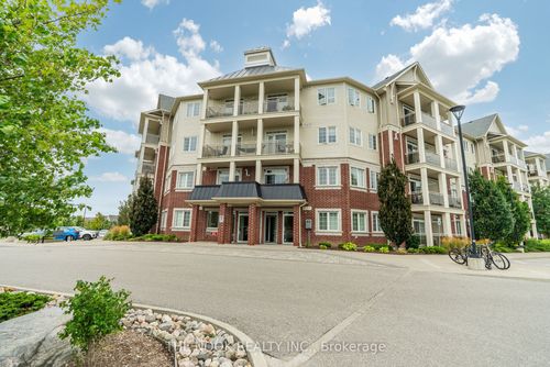 229-80 Aspen Springs Dr, Clarington, ON, L1C0V4 | Card Image