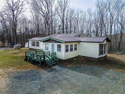 1092 Saunders Ln, GREEN BAY, VA, 23942-2466 | Card Image