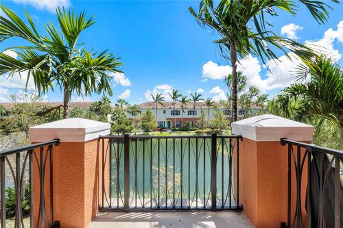 168 Sw 6th Ct, Pompano Beach, FL, 33060-8389 | Card Image