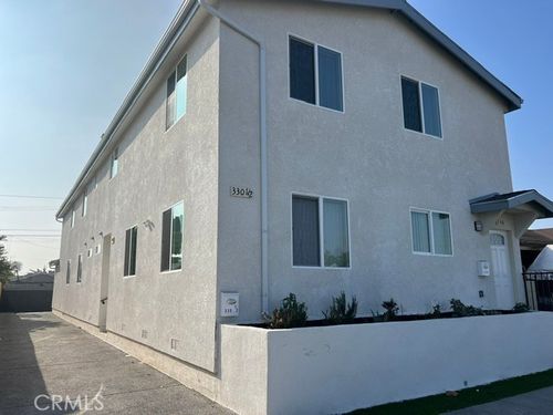 330 1/2 E 99th, Los Angeles, CA, 90003 | Card Image