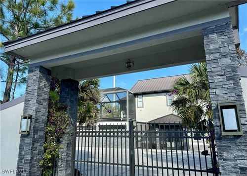 3585 33rd Avenue Ne, Naples, FL, 34120 | Card Image