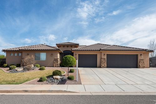 4047 S 890 E, Washington, UT, 84780-3216 | Card Image