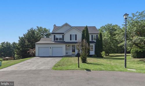 1949 Winston Dr, HAGERSTOWN, MD, 21740-6788 | Card Image