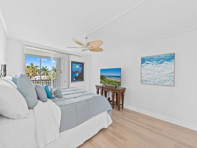 APT-516 - 3224 S Ocean Blvd, Condo with 2 bedrooms, 2 bathrooms and null parking in Highland Beach FL | Image 12