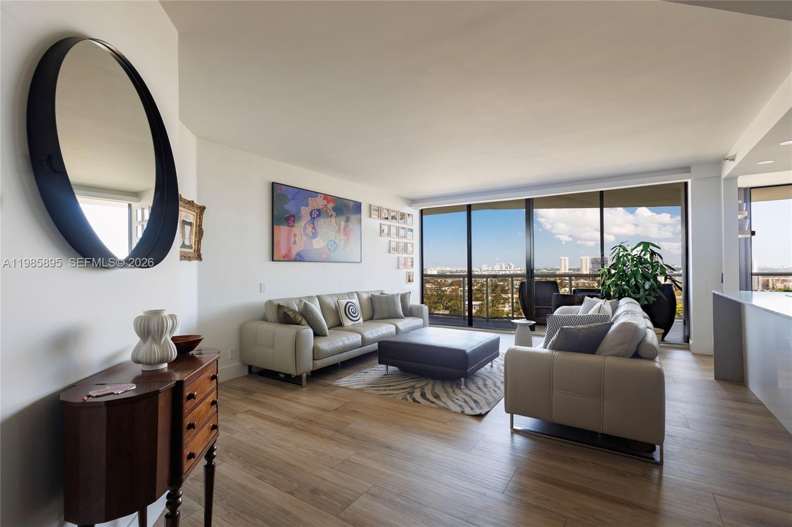 Residential in Aventura 2