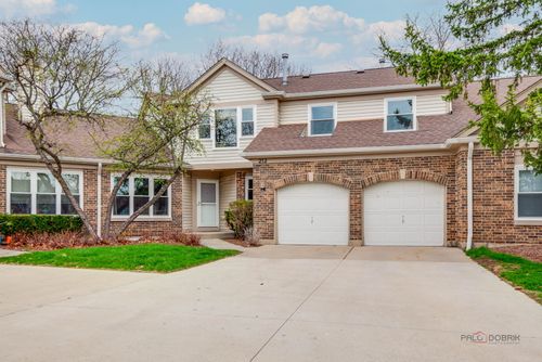 212 Willow Pkwy, Buffalo Grove, IL, 60089-4631 | Card Image