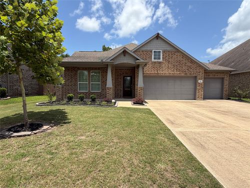 114 Woodridge Xing, Clute, TX, 77531-1519 | Card Image
