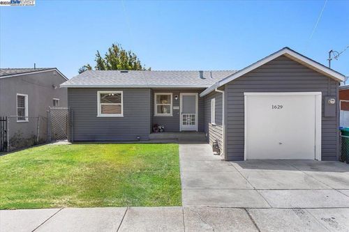 1629 Thrush Ave, Ashland, CA, 94578-2047 | Card Image