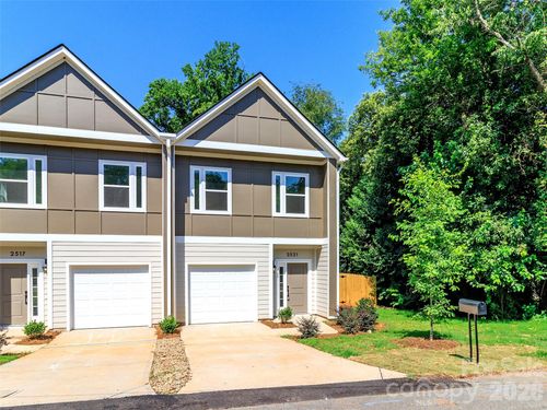 2521 Elon St, Charlotte, NC, 28208-4030 | Card Image