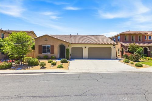 36605 Obaria Way, Lake Elsinore, CA, 92532-3040 | Card Image
