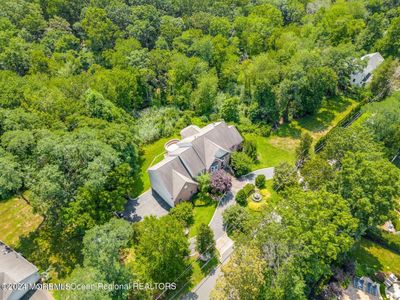 35 Old Mill Road, House other with 5 bedrooms, 4 bathrooms and null parking in Marlboro NJ | Image 2