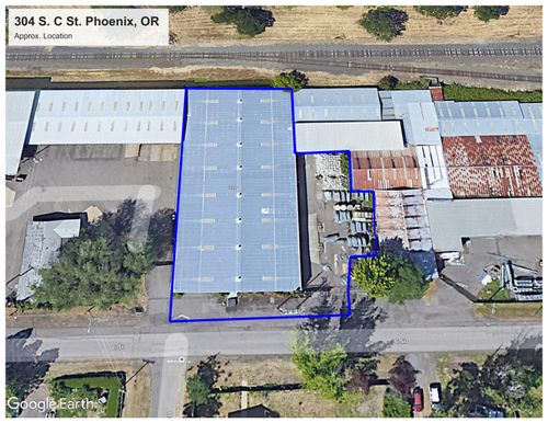 304 C St, Phoenix, OR, 97535-5721 | Card Image