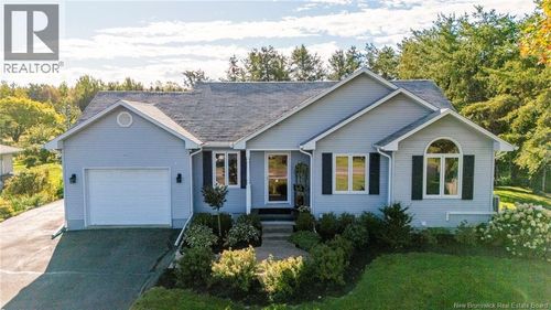 928 Coverdale Rd, Riverview, NB, E1B5E5 | Card Image
