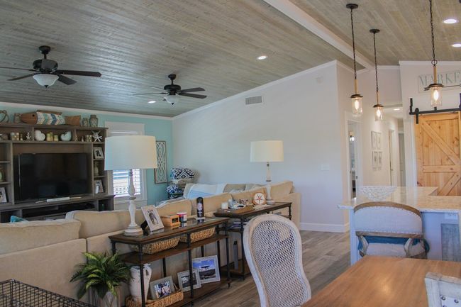 340 Sw 470 Th Ave, House other with 3 bedrooms, 2 bathrooms and null parking in Steinhatchee FL | Image 11