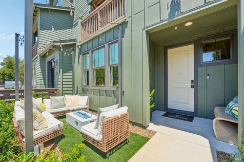 204 Pippin Cir, Santa Rosa, CA, 95407 | Card Image