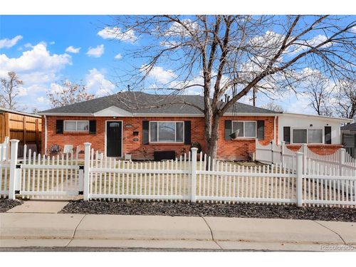 9330 Lilly Ct, Thornton, CO, 80229-3721 | Card Image