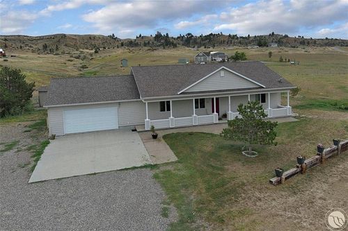 581 Squaw Creek Rd, Huntley, MT, 59037-9231 | Card Image