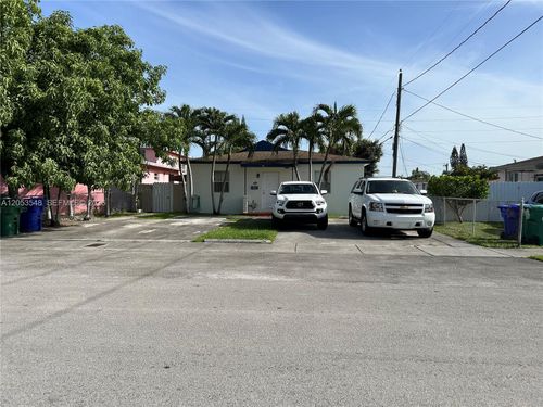 0-5213 Nw 2nd Terrace, Miami, FL, 33126 | Card Image