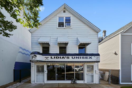 5507 W Cermak Rd, Cicero, IL, 60804-2573 | Card Image