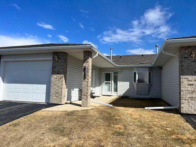 116 Shepherds Way, Home with 1 bedrooms, 1 bathrooms and 2 parking in Valleyview AB | Image 1