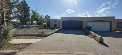 1083 Hilllrise Court Court, Las Cruces, NM, 88011 | Card Image