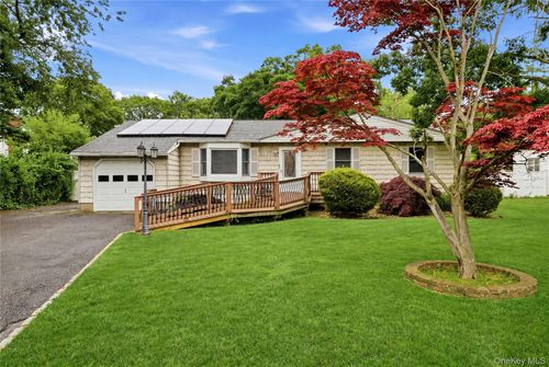 289 Central Ave, Bohemia, NY, 11716-3157 | Card Image