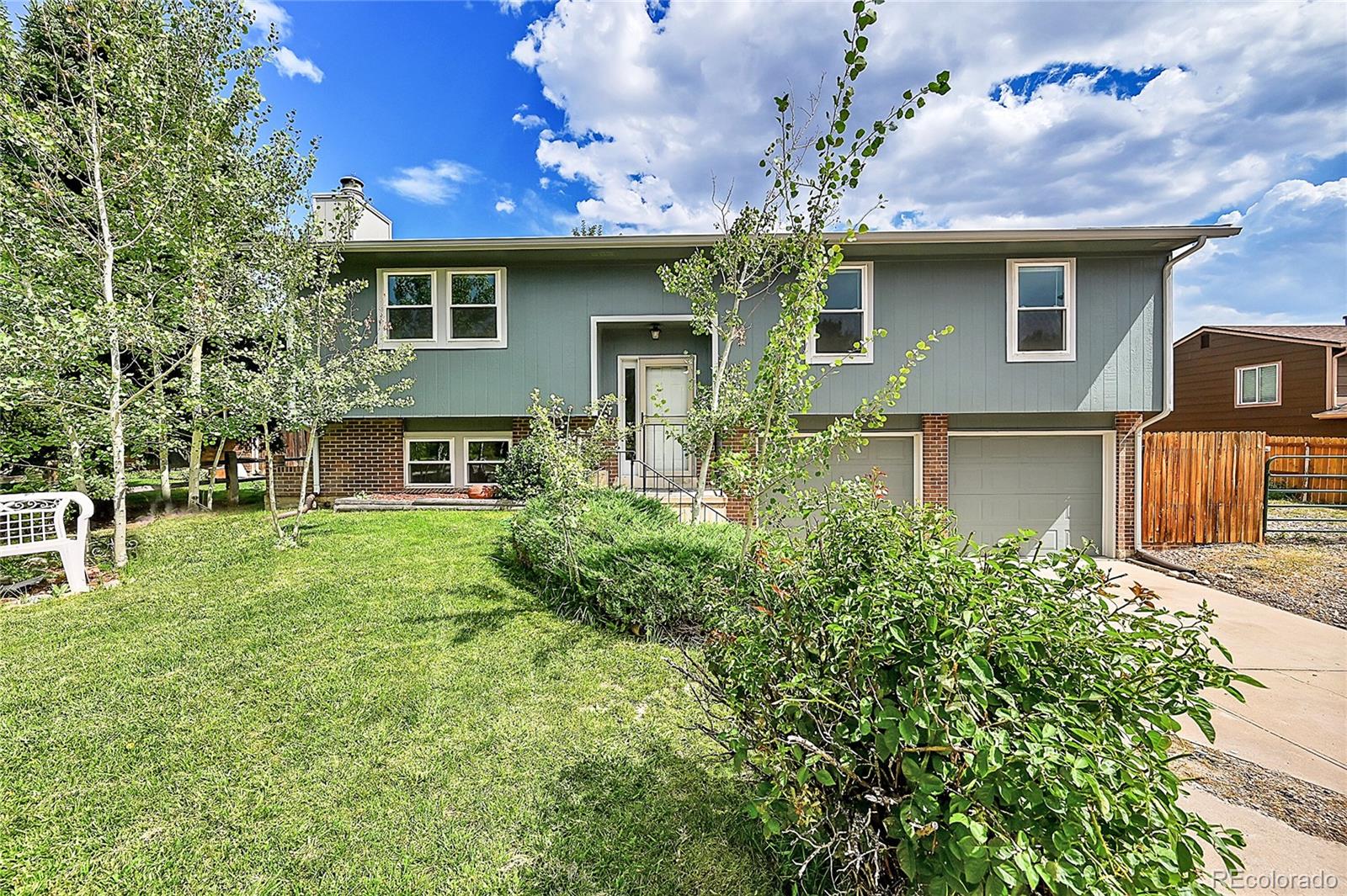 Oakwood Dr, Castle Rock, CO 80104