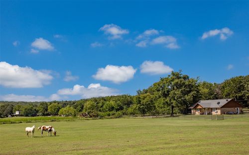 671 County Road 163, Gainesville, TX, 76240-7693 | Card Image