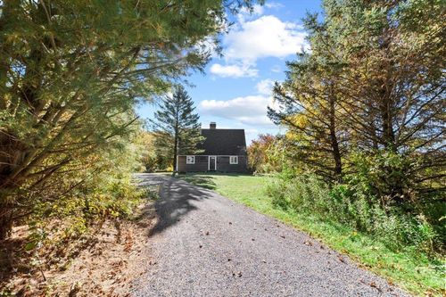 1858 Trumbull Hill Rd, Shaftsbury, VT, 05262-9678 | Card Image