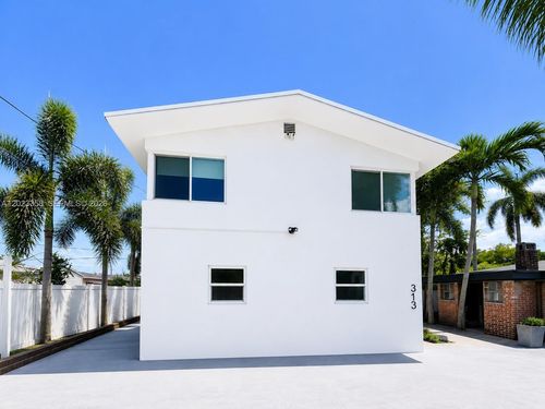 1-313 Sw 1st St, Hallandale Beach, FL, 33009-5405 | Card Image