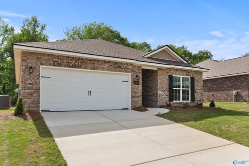 160 River Pointe Dr, New Market, AL, 35761-7782 | Card Image