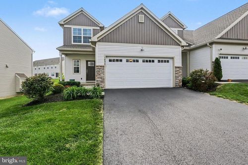 1850 Shady Ln, MECHANICSBURG, PA, 17055-6216 | Card Image