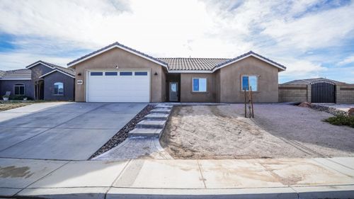 225 Rainshadow Ct, Ridgecrest, CA, 93555-7576 | Card Image
