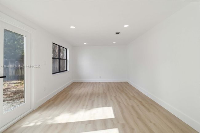 4730 Ne 15 Th Ave, House other with 2 bedrooms, 2 bathrooms and null parking in Pompano Beach FL | Image 13