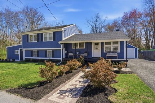 22 Pennsylvania Ave, Warren, RI, 02885-1610 | Card Image