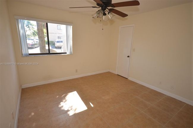 APT-2102 - 2796 S University Dr, Condo with 2 bedrooms, 2 bathrooms and null parking in Davie FL | Image 8