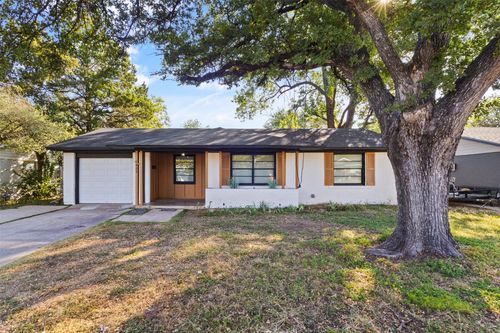 1809 Balla Way, Grand Prairie, TX, 75051-3903 | Card Image