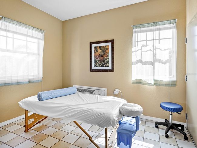 massage room | Image 25