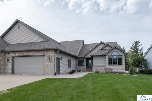 109 Teton Ct, Mankato, MN, 56001-4806 | Card Image