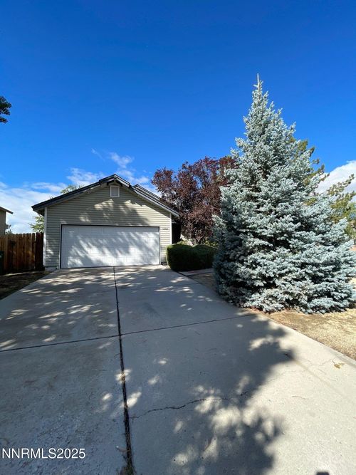 1785 Shadow Park Dr, Reno, NV, 89523-2550 | Card Image