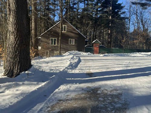 4 Brookwood Dr, Ossipee, NH, 03864-7370 | Card Image