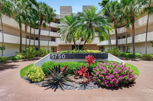 201-5750 Camino Del Sol, Boca Raton, FL, 33433-5810 | Card Image