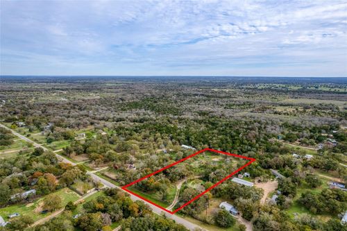 201 Artesian Dr, Cedar Creek, TX, 78612-4380 | Card Image