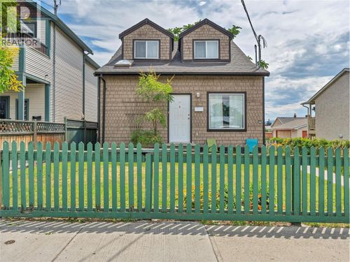 506 Nelson Avenue, Penticton, BC, V2A2L2 | Card Image