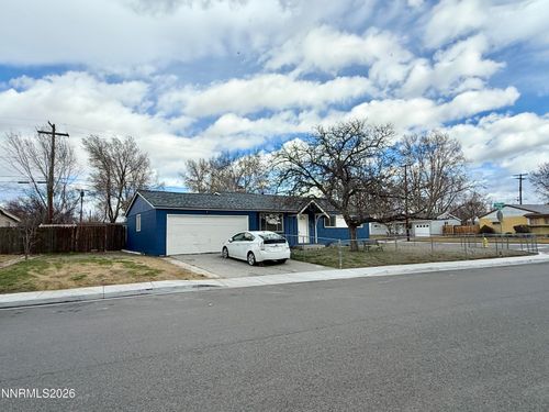 480 E Mclean Way, Sparks, NV, 89431-3834 | Card Image