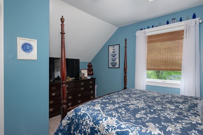 APT-3 - 74 E Main St, House other with 3 bedrooms, 3 bathrooms and 4 parking in Gloucester MA | Image 14